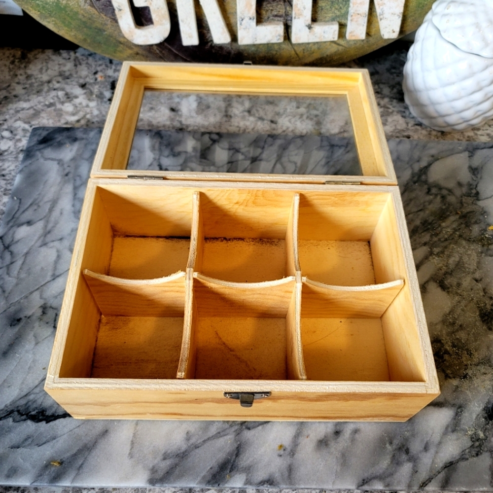 Tea 🍵 Box 📦 - Picture 5 of 7